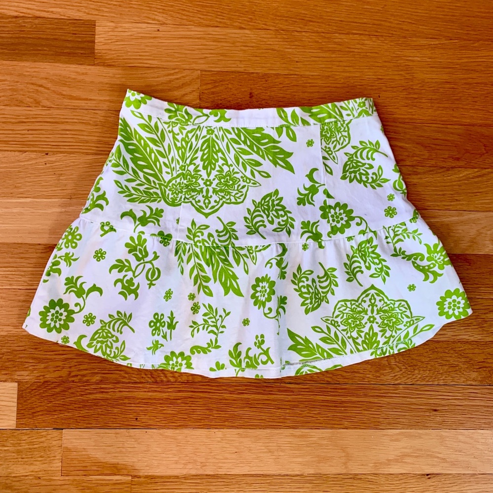 White & green floral mini skirt